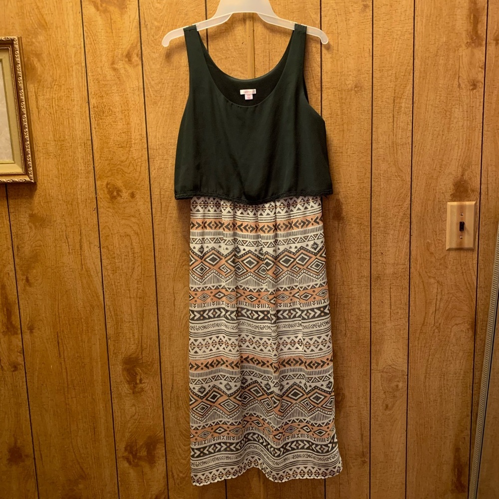 Sleeveless Xhilaration Dress